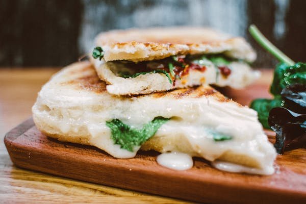 Savourez l'italie avec notre pain panini innovant
